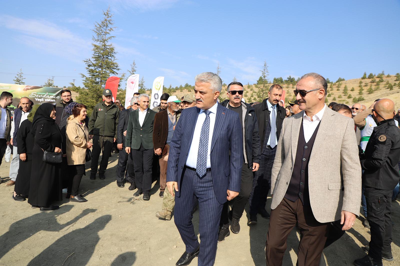 agaclandirma-gunu-kapsaminda-ilcemizi-yeni-fidanlarla-bulusturduk