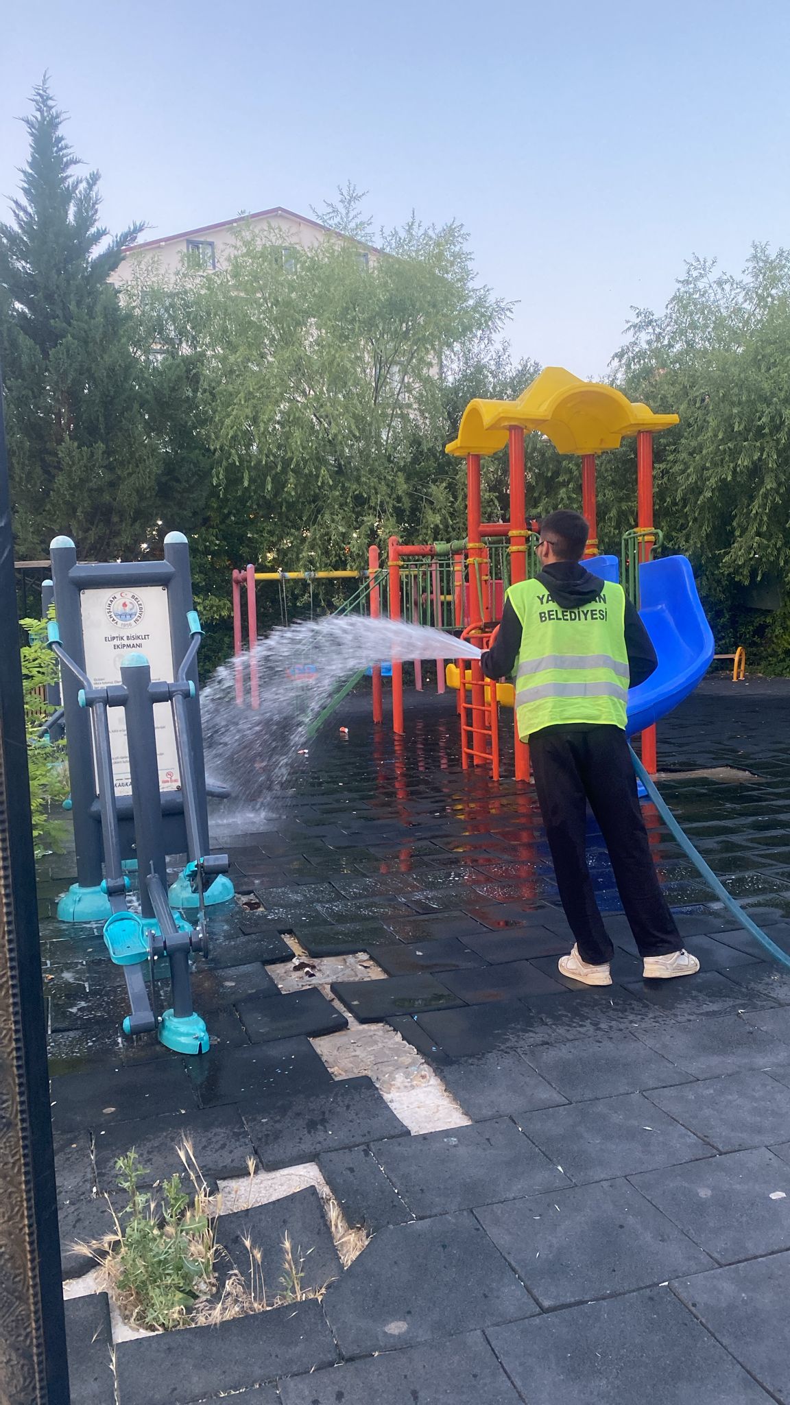 ilcemizde-genel-temizlik-calismalarina-devam-ediyoruz