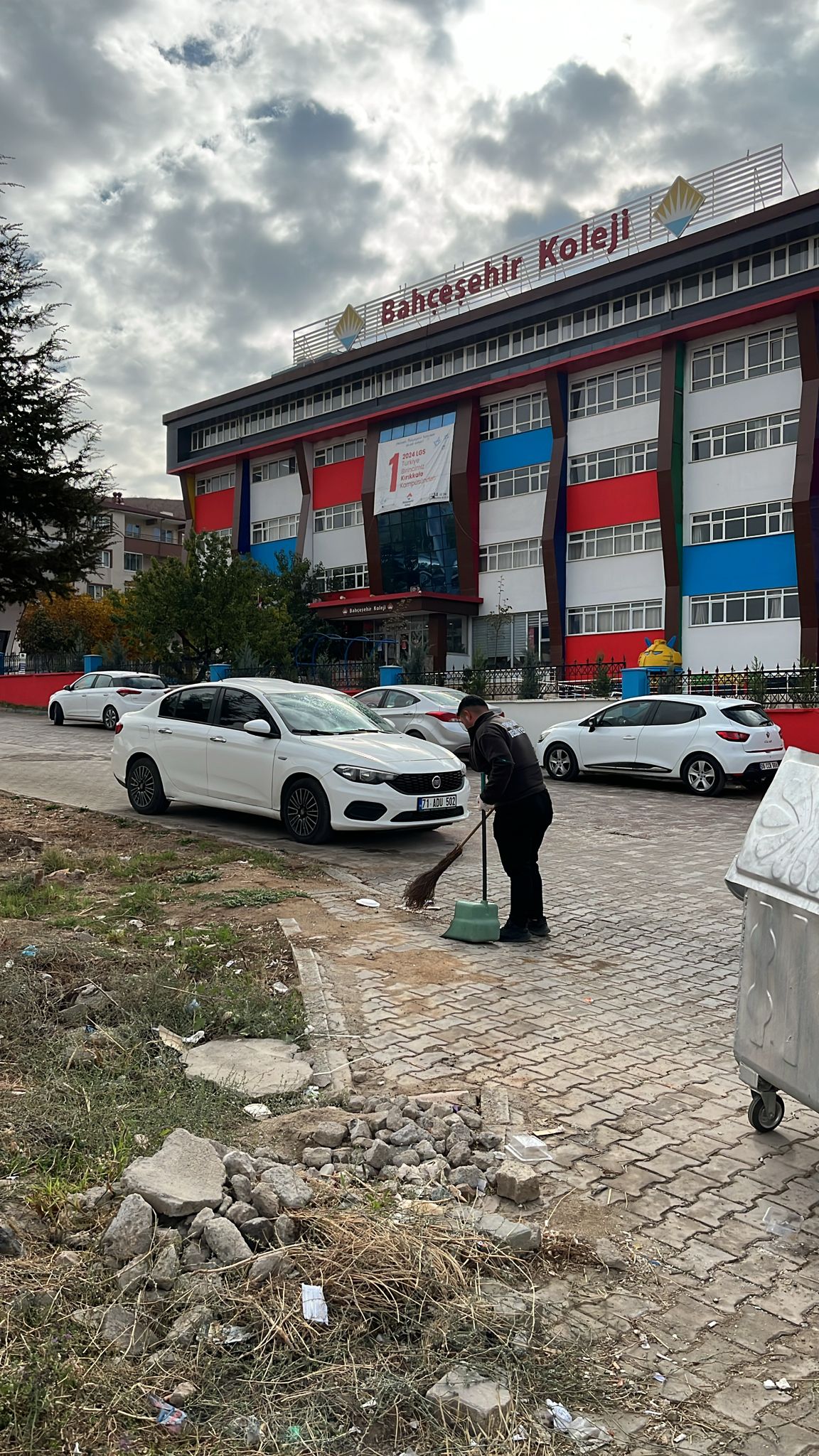 ilcemiz-genelinde-temizlik-calismalarimiz-suruyor-1