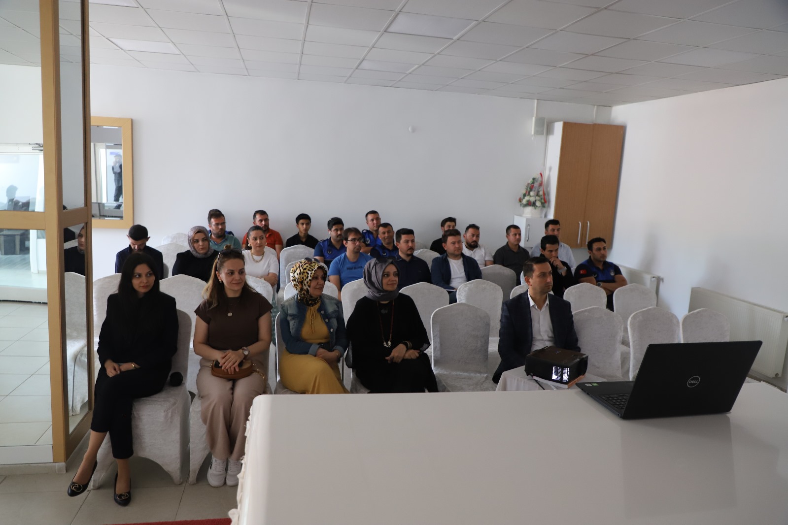 kurum-ici-egitimlerimiz-devam-ediyor