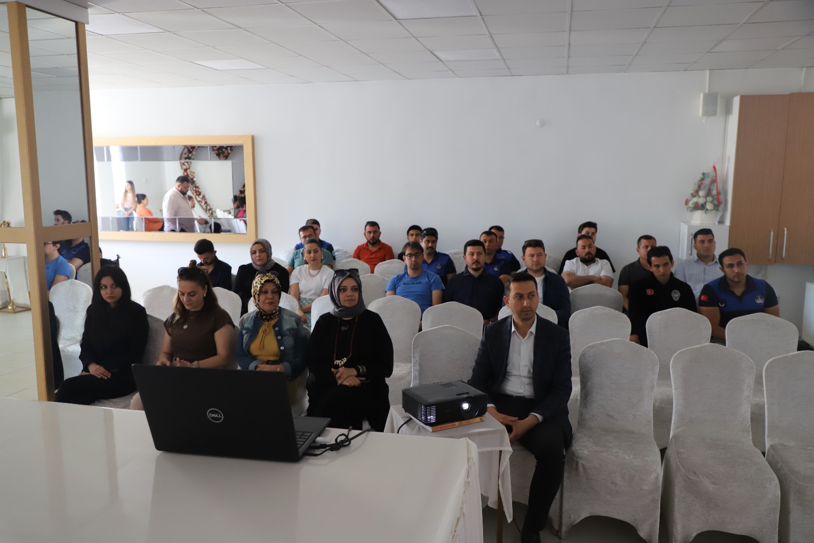 kurum-ici-egitimlerimiz-devam-ediyor