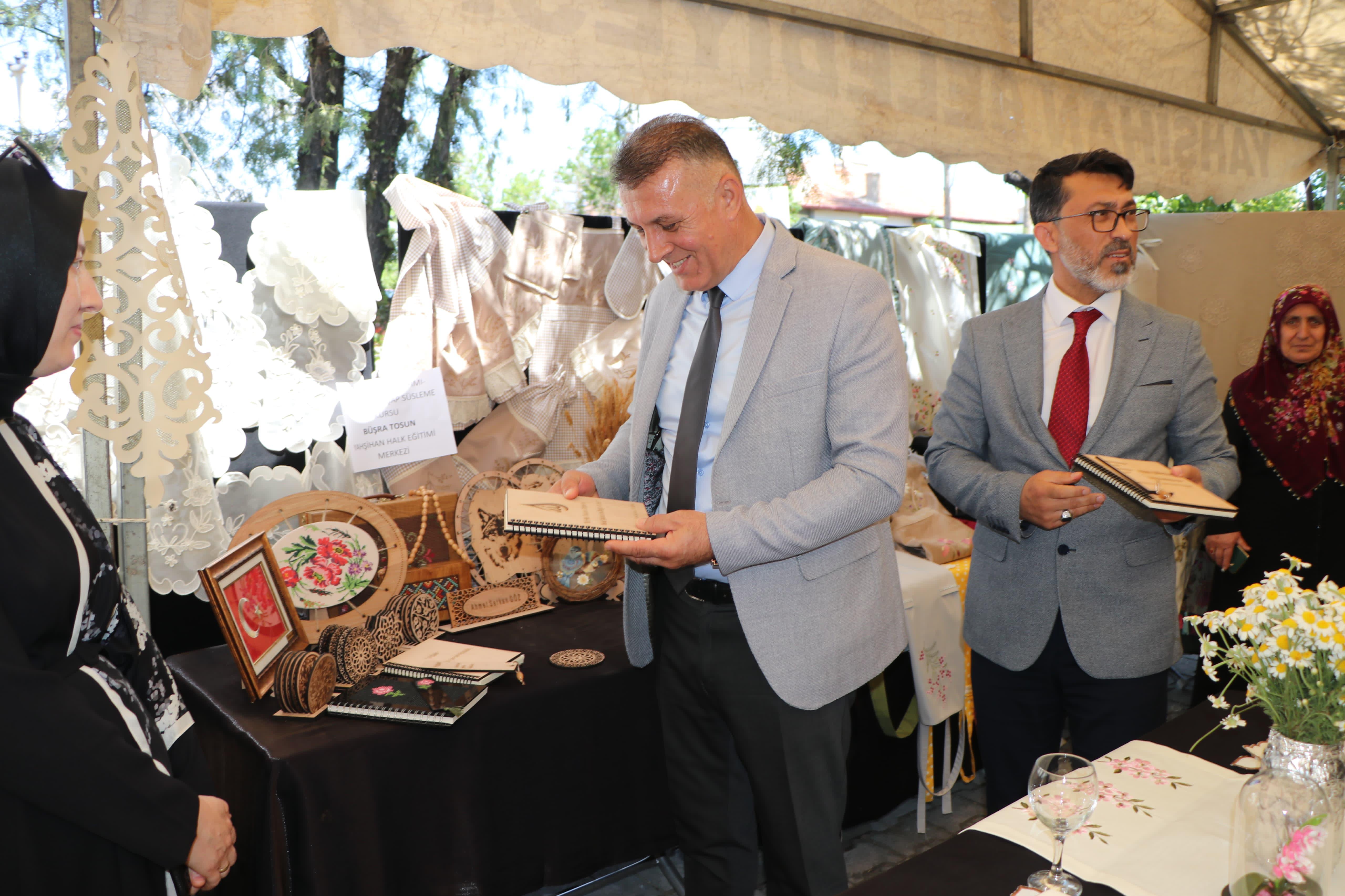 hayat-boyu-ogrenme-haftasi-kapsaminda-duzenlenen-sergiye-katilim-sagladik