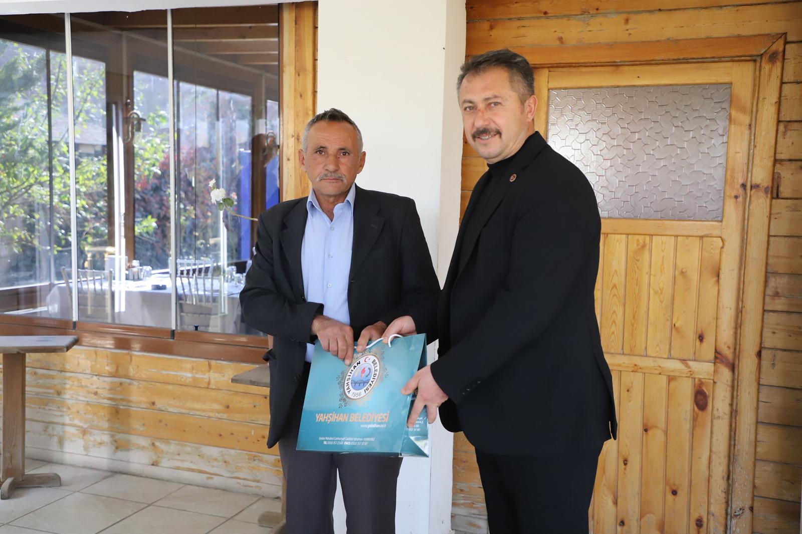 emekli-olan-personellerimize-veda-yemegi-duzenledik