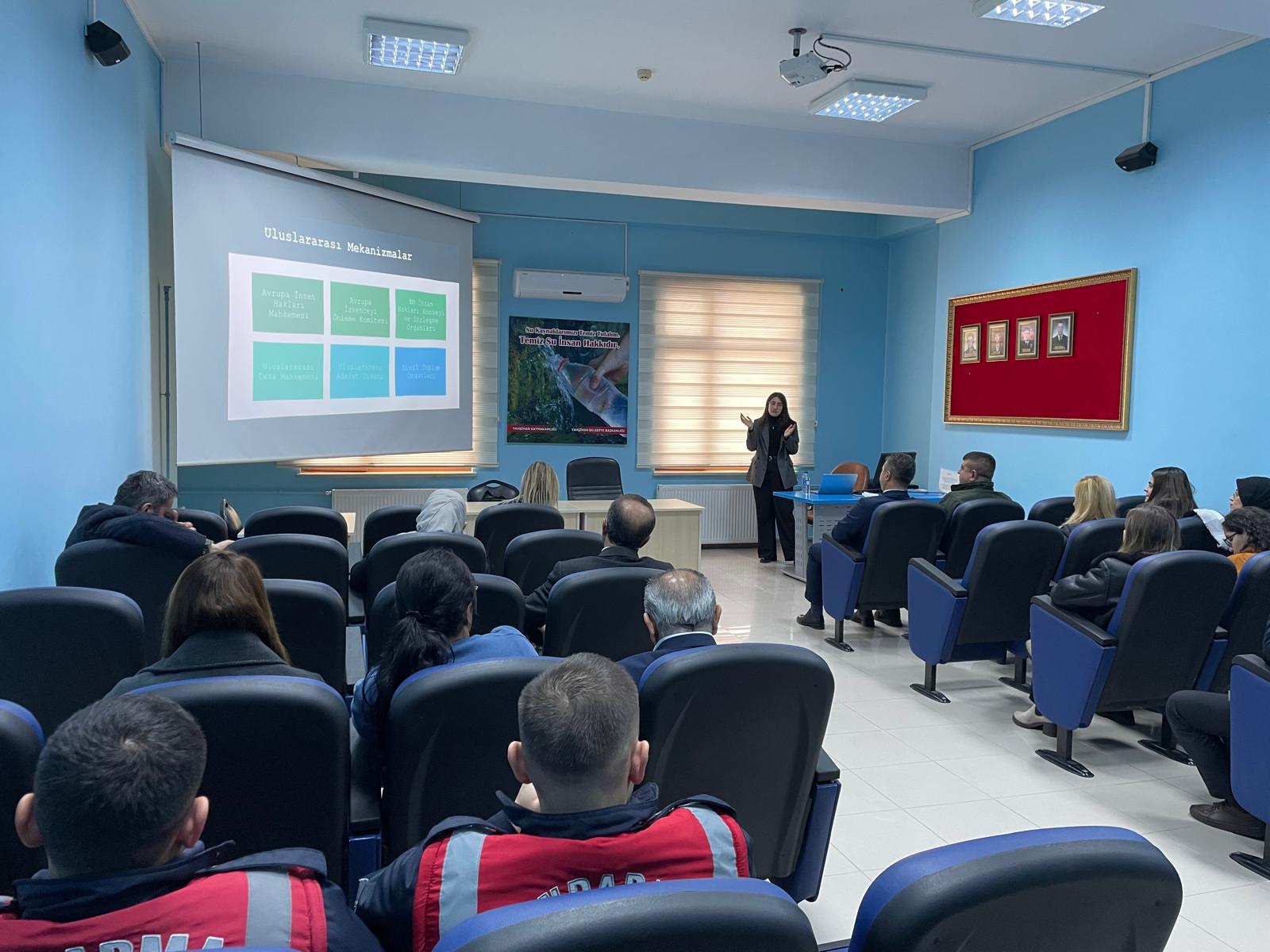 10-aralik-insan-haklari-gunu-kapsaminda-yahsihan-ilce-kaymakamligi-tarafindan-duzenlenen-konferansa-katilim-sagladik