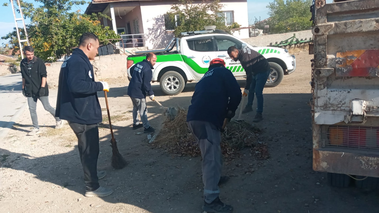 ilcemiz-genelinde-temizlik-calismalarimiz-suruyor