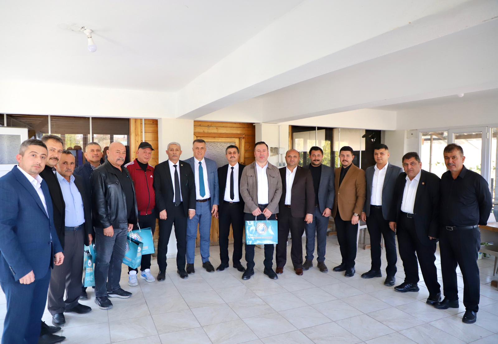 EMEKLİ OLAN PERSONELLERİMİZE VEDA YEMEĞİ DÜZENLEDİK