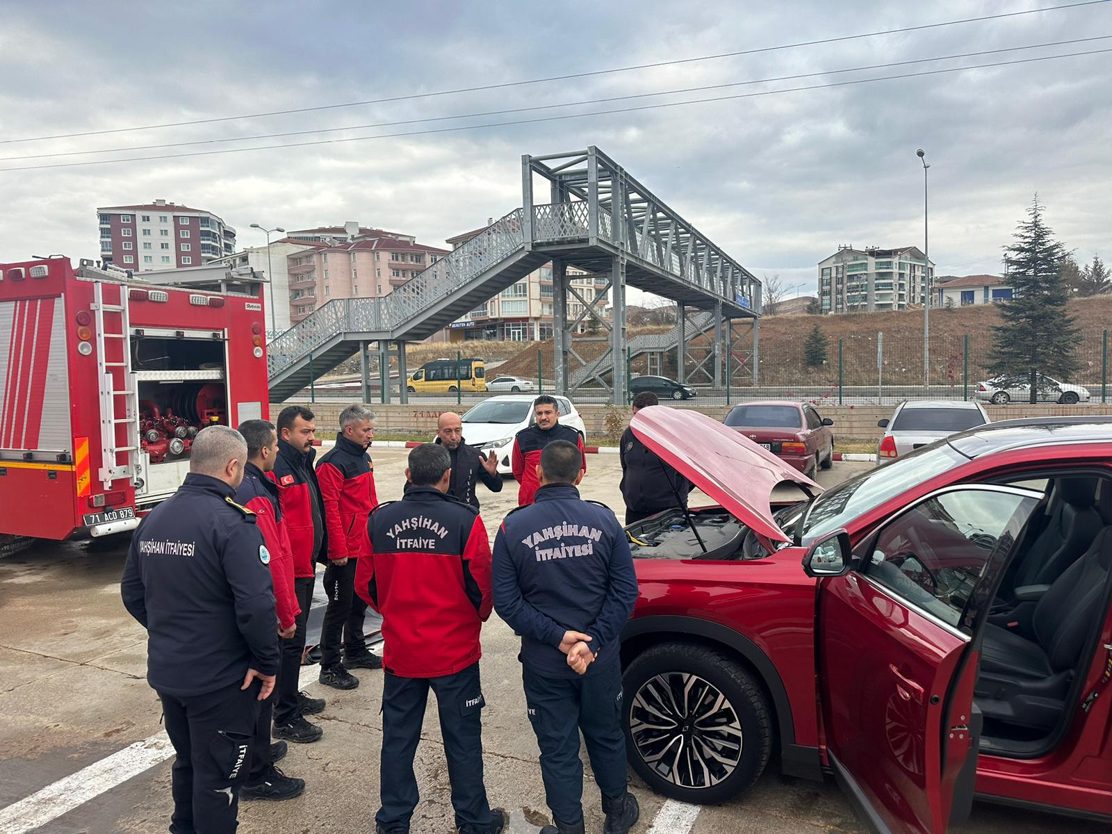 İTFAİYE MÜDÜRLÜĞÜ PERSONELLERİMİZİN EĞİTİMİ DEVAM EDİYOR